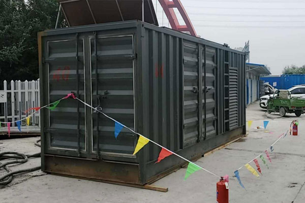 发电机租赁空气滤清器多久更换一次？