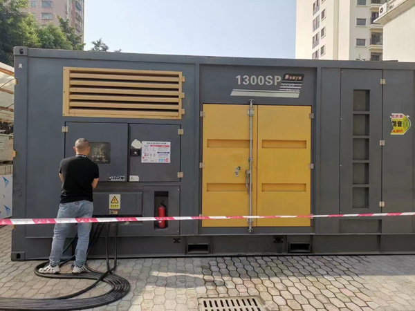 500KW发电机组冬季应该配多大的启动电瓶？